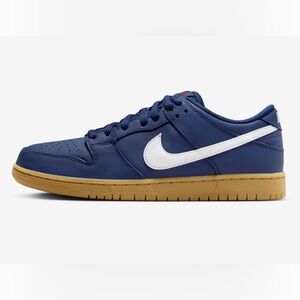 Nike SB Dunk Low Pro Navy Gum. Size 10.